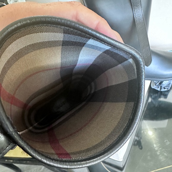 Burberry knee-high rubber rain boots. Equestrian style with brass buckle. Sz 7 - Picture 5 of 10